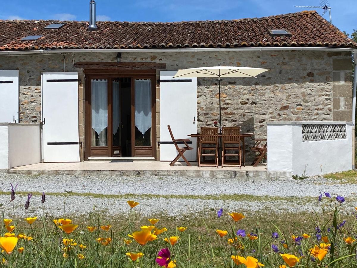 Fonclaire Holidays Mortemart Extérieur photo