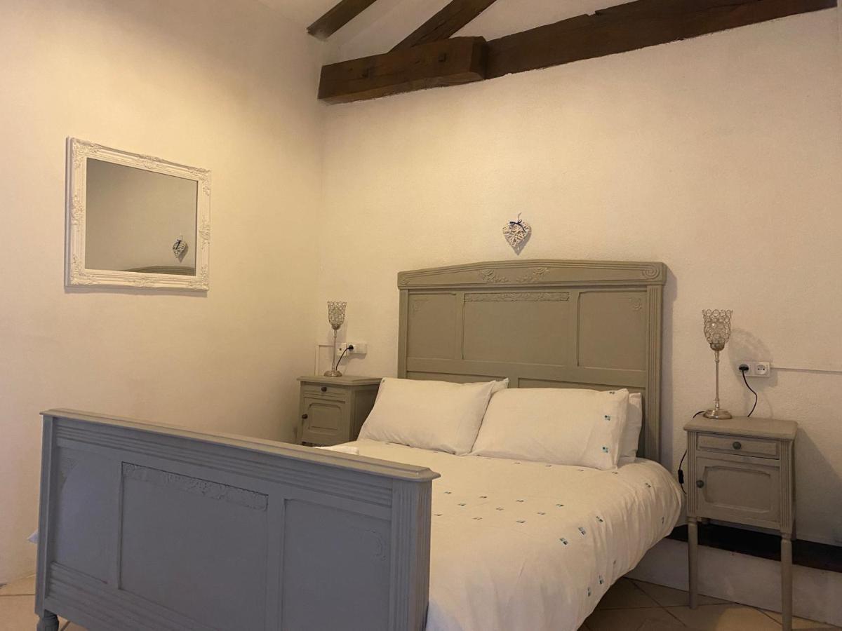 Fonclaire Holidays Mortemart Extérieur photo